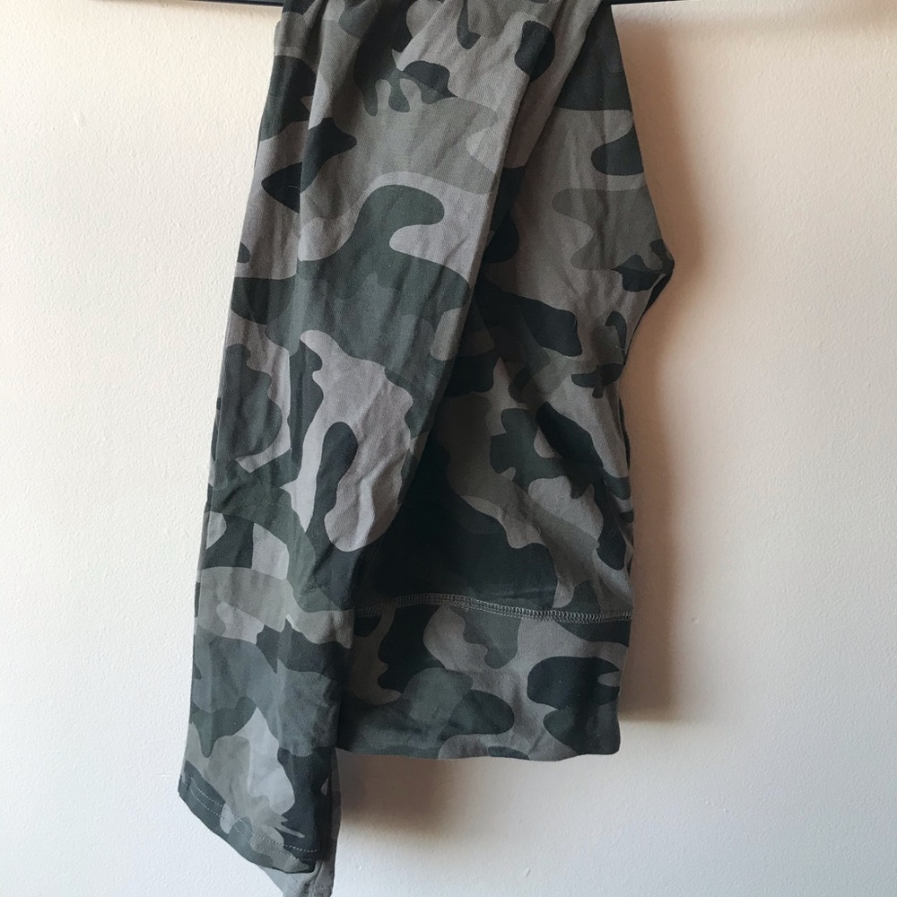 Mossimo Camo Leggings